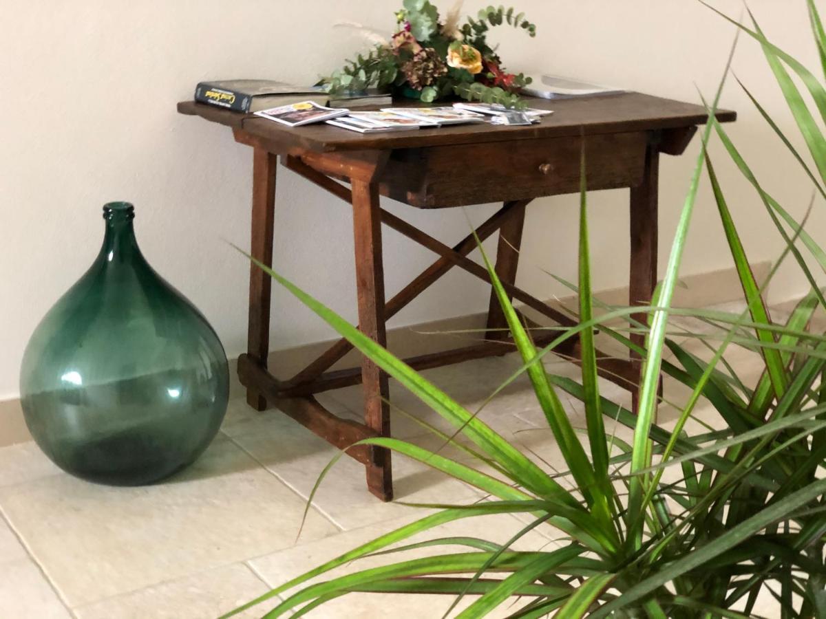 Carlo V - Con Piscina E Giardino Privati Lecce Exterior foto